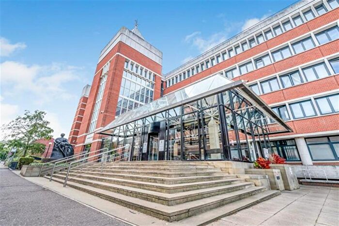 Flat To Rent In Surrey Street, Norwich, NR1