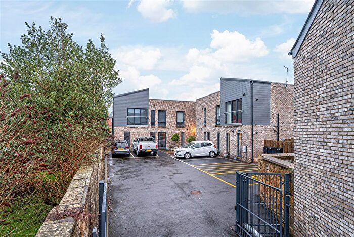 3 Bedroom Flat For Sale In D High Street, Kinross, KY13