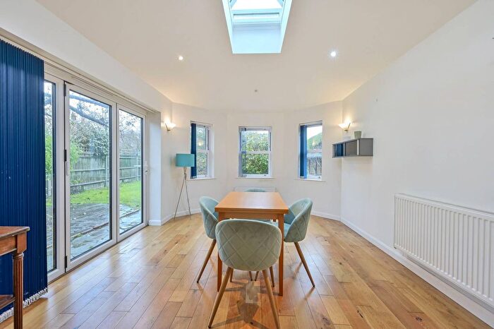 1 Bedroom Maisonette To Rent In Langley Road, Merton Park, London, SW19