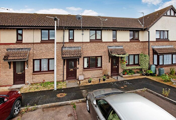 2 Bedroom Terraced House For Sale In Hamilton Grove, Starcross, EX6