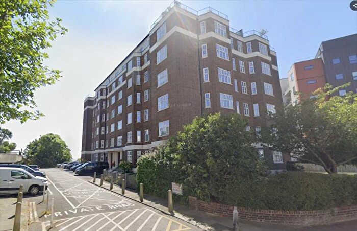 1 Bedroom Apartment To Rent In Leigh On Sea, SS9