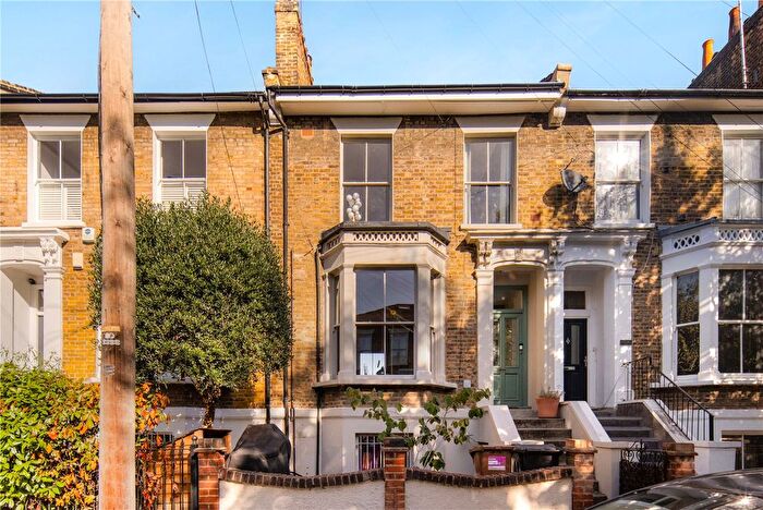 5 Bedroom Terraced House For Sale In Southborough Road, London, E9