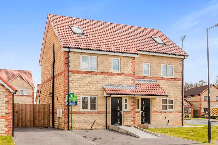 3 Bedroom Semi-Detached House To Rent In Galway Mews, Harworth, Doncaster, South Yorkshire, DN11