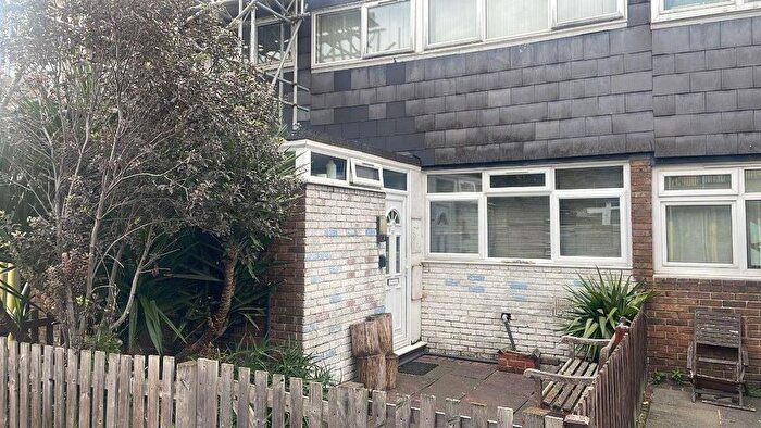 4 Bedroom Terraced House For Sale In Ramilles Close, London, SW2