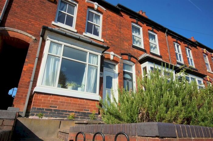 2 Bedroom House To Rent In Warwards Lane, Birmingham, B29
