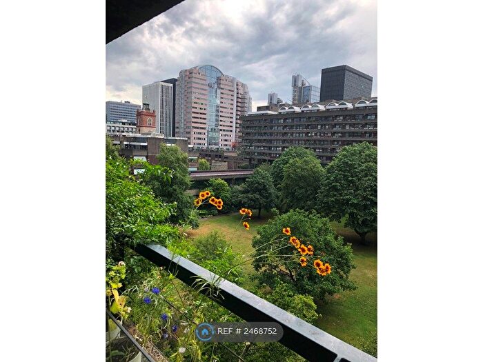 2 Bedroom Flat To Rent In Defoe House, London, EC2Y