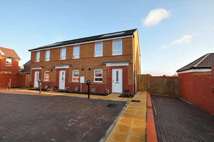 2 Bedroom End Of Terrace House To Rent In Billet Gardens, Wimborne, BH21
