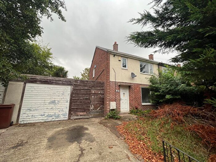 2 Bedroom Semi-Detached House For Sale In Grange Road, Royston, Barnsley, S71