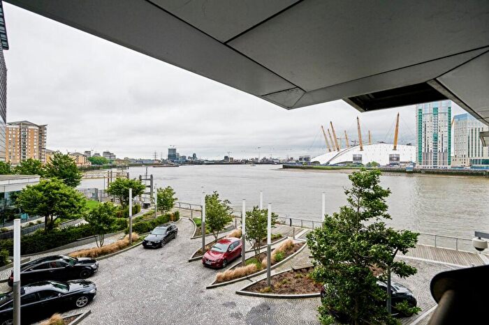 1 Bedroom Flat To Rent In New Providence Wharf, Fairmont Avenue, E14