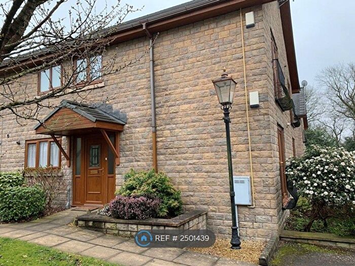 2 Bedroom Flat To Rent In Falinge Manor Mews, Rochdale, OL12