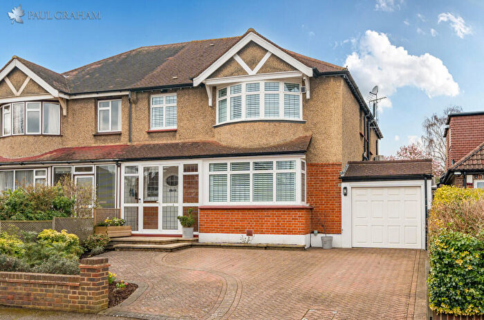 4 Bedroom Semi Detached House For Sale In Dalmeny Road, Carshalton, SM5