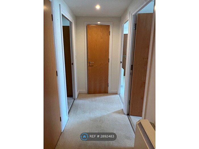2 Bedroom Flat To Rent In John Repton Gardens, Bristol, BS10