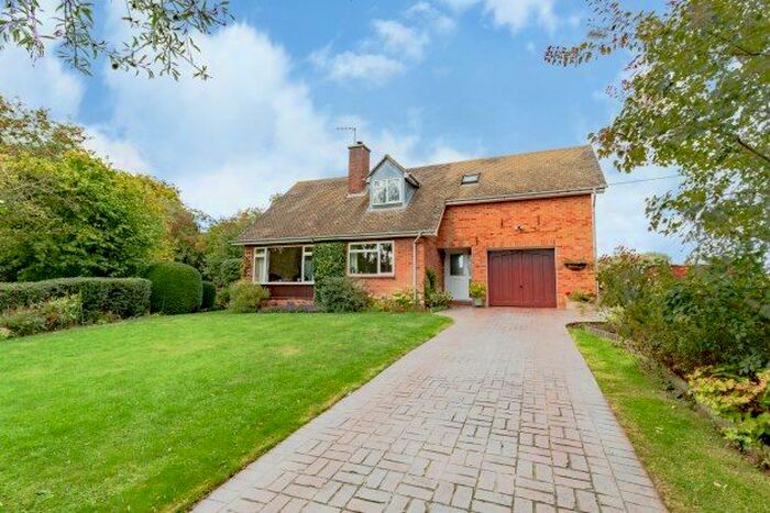 4 Bedroom Detached House To Rent In Waterstock, Oxford, OX33
