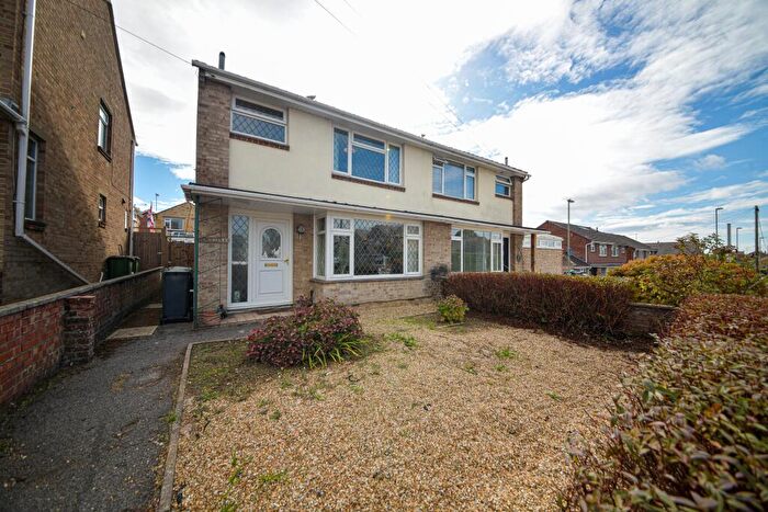 3 Bedroom Semi-Detached House For Sale In Eastleigh Road, Fair Oak, Eastleigh, SO50