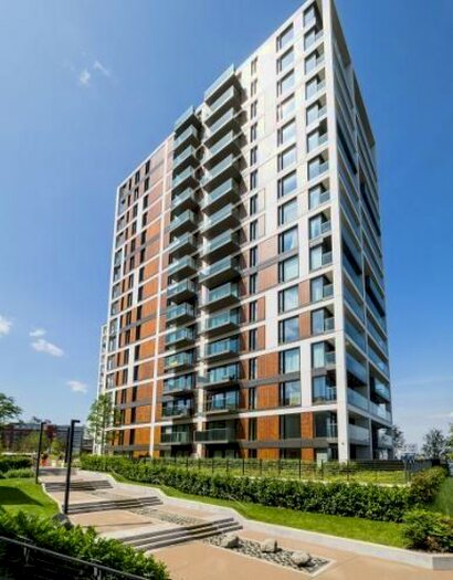 2 Bedroom Flat To Rent In Deveraux House, Duke Of Wellington Avenue, London, SE18