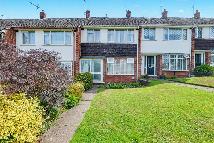 3 Bedroom Terraced House For Sale In Greenleaf Close, Coventry, CV5