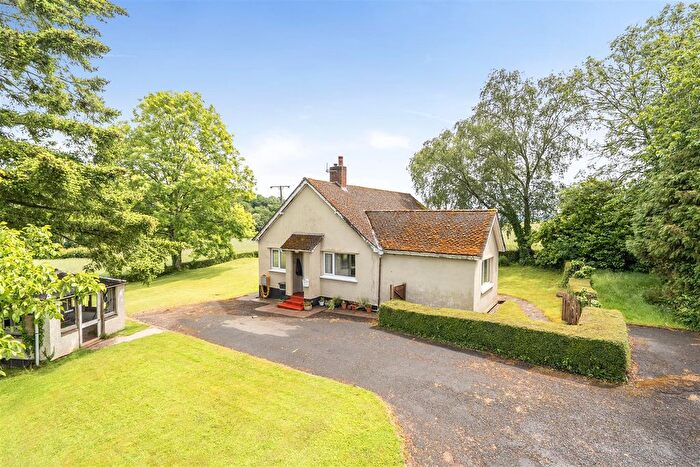 2 Bedroom Bungalow For Sale In Milverton, Taunton, TA4