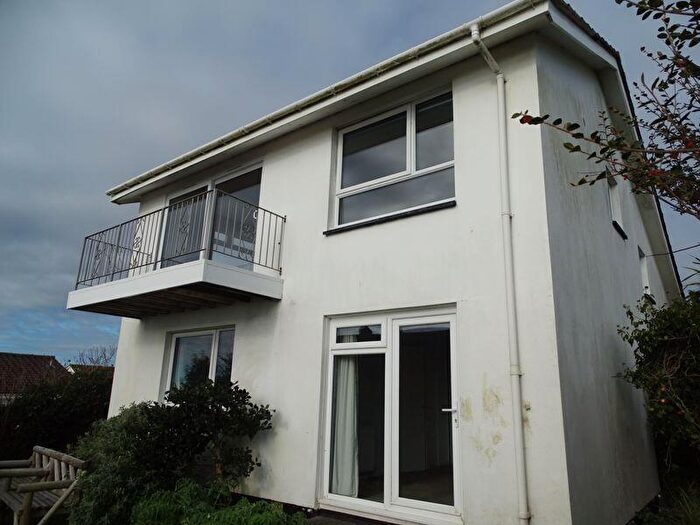 2 Bedroom House To Rent In Ocean View, Fowey, PL23
