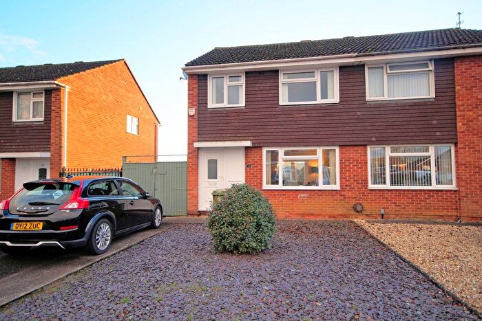 3 Bedroom Property To Rent In Thomond Close, Cheltenham, GL50