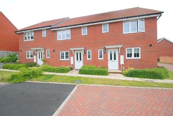 3 Bedroom Terraced House To Rent In Honeysuckle Close, Norwich, NR4