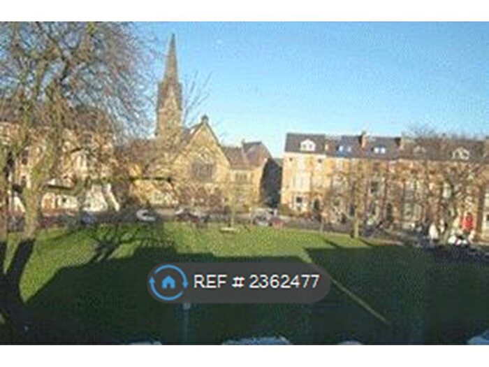 2 Bedroom Flat To Rent In Albemarle Crescent, Scarborough, YO11