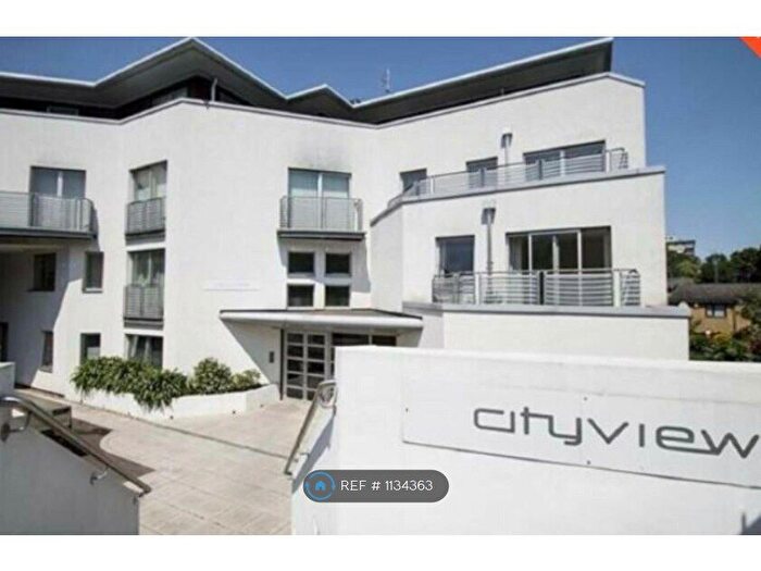 1 Bedroom Flat To Rent In Cityview, London, SE7