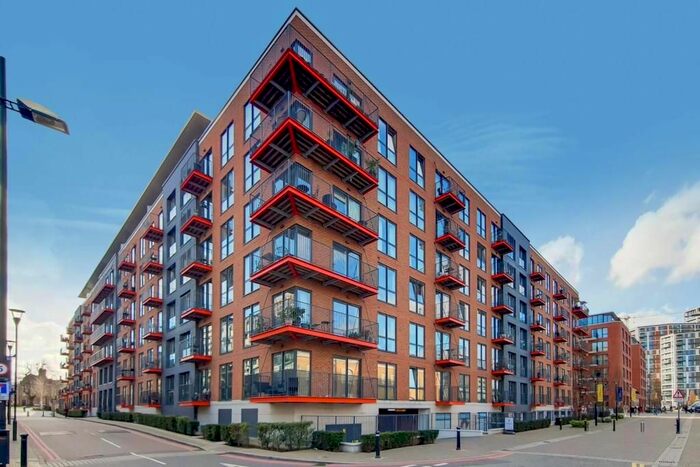 2 Bedroom Flat To Rent In Warehouse Court, No Street, Woolwich, London, SE18
