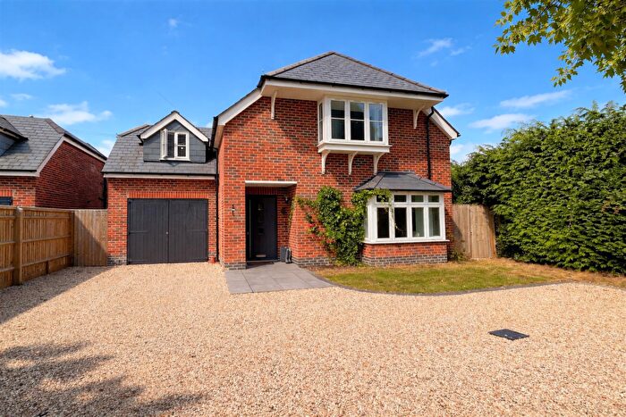 4 Bedroom Detached House For Sale In Peppard Road, Sonning Common, RG4