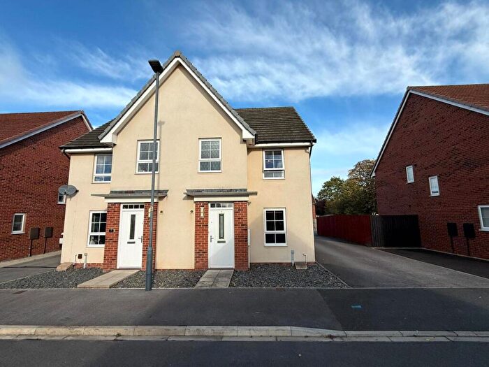 3 Bedroom Semi Detached House For Sale In De Lacy Road, Northallerton, North Yorkshire, England, DL7