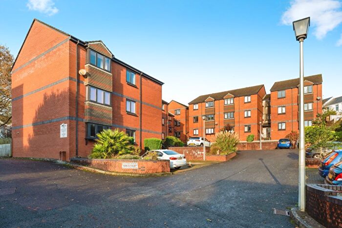 2 Bedroom Flat For Sale In Sarlou Court, Uplands, Swansea, SA2