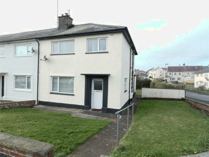 3 Bedroom End Of Terrace House To Rent In Cae Mur, Caernarfon, Gwynedd, LL55