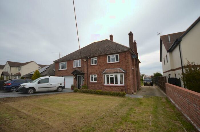 6 Bedroom Detached House For Sale In Abberton Road, Layer-de-la-Haye, Colchester, CO2