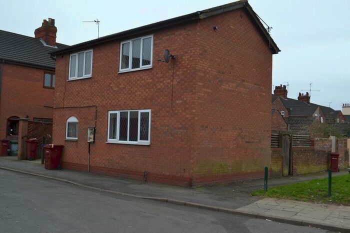 2 Bedroom Detached House To Rent In Sheffield Street, Scunthorpe, DN15