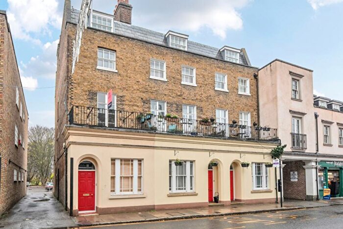 5 Bedroom End Of Terrace House To Rent In High Street Eton, SL4