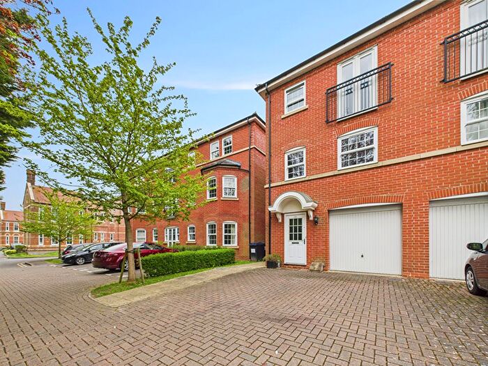 4 Bedroom Town House To Rent In Bedroom Town House, George Roche Road, Canterbury, CT1