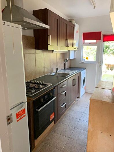 3 Bedroom Semi-Detached House To Rent In Malvern Avenue, South Harrow, Harrow, HA2