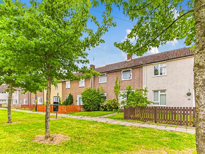 3 Bedroom Terraced House For Sale In Leyside, Willenhall, Coventry * Vacant & No Upward Chain *, CV3