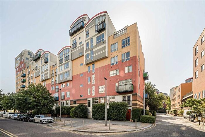 2 Bedroom Flat To Rent In John Harrison Way, Greenwich, SE10
