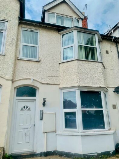 1 Bedroom Flat To Rent In Dorothy Avenue, Skegness, PE25