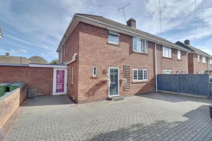 3 Bedroom House For Sale In Alexander Grove, Fareham, PO16