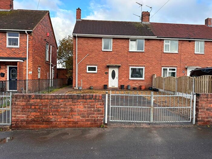 3 Bedroom Semi-Detached House To Rent In Shrewsbury Road, Worksop, S80