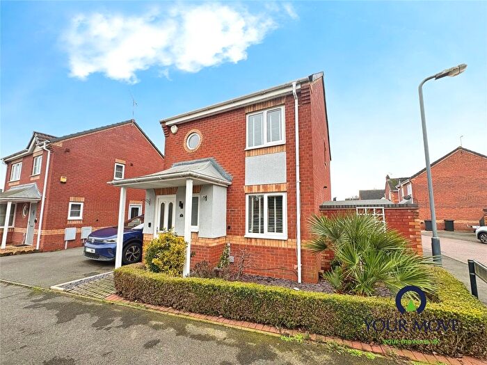 3 Bedroom Detached House For Sale In Clover Way, Bedworth, Warwickshire, CV12