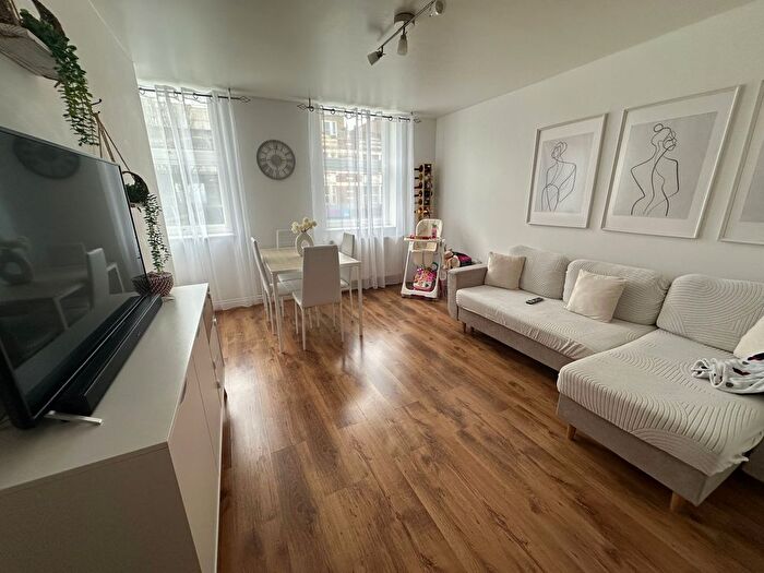1 Bedroom Flat To Rent In Broadway, London, W13