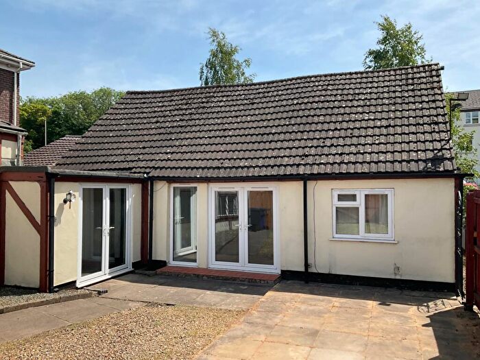 2 Bedroom Detached Bungalow To Rent In A High Street, Stourbridge, DY8