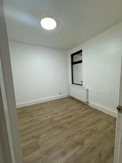 4 Bedroom Terraced House To Rent In Bartle Avenue, London, E6