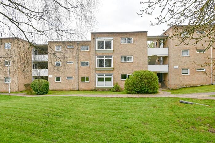 2 Bedroom Flat For Sale In Kings Close, Higher Bebington, Wirrral, CH63
