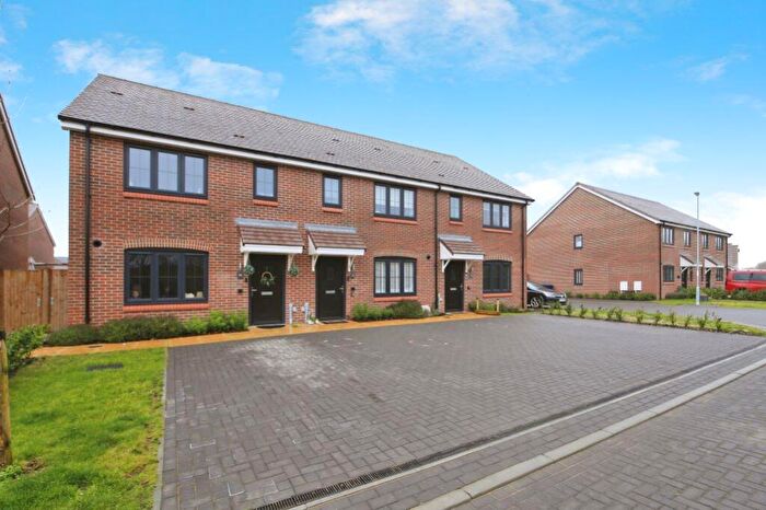 3 Bedroom End Of Terrace House For Sale In Islip Grove, Stilton, PE7