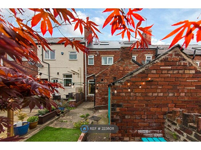 3 Bedroom Terraced House To Rent In Warwick Street, Sheffield, S10