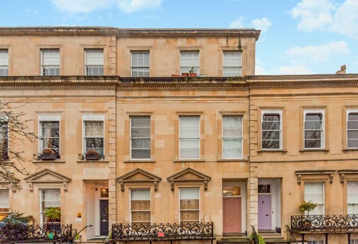 1 Bedroom Flat To Rent In Royal Parade, Cheltenham, GL50