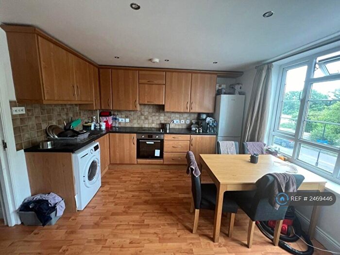1 Bedroom Flat To Rent In Honeypot Lane, Stanmore, HA7